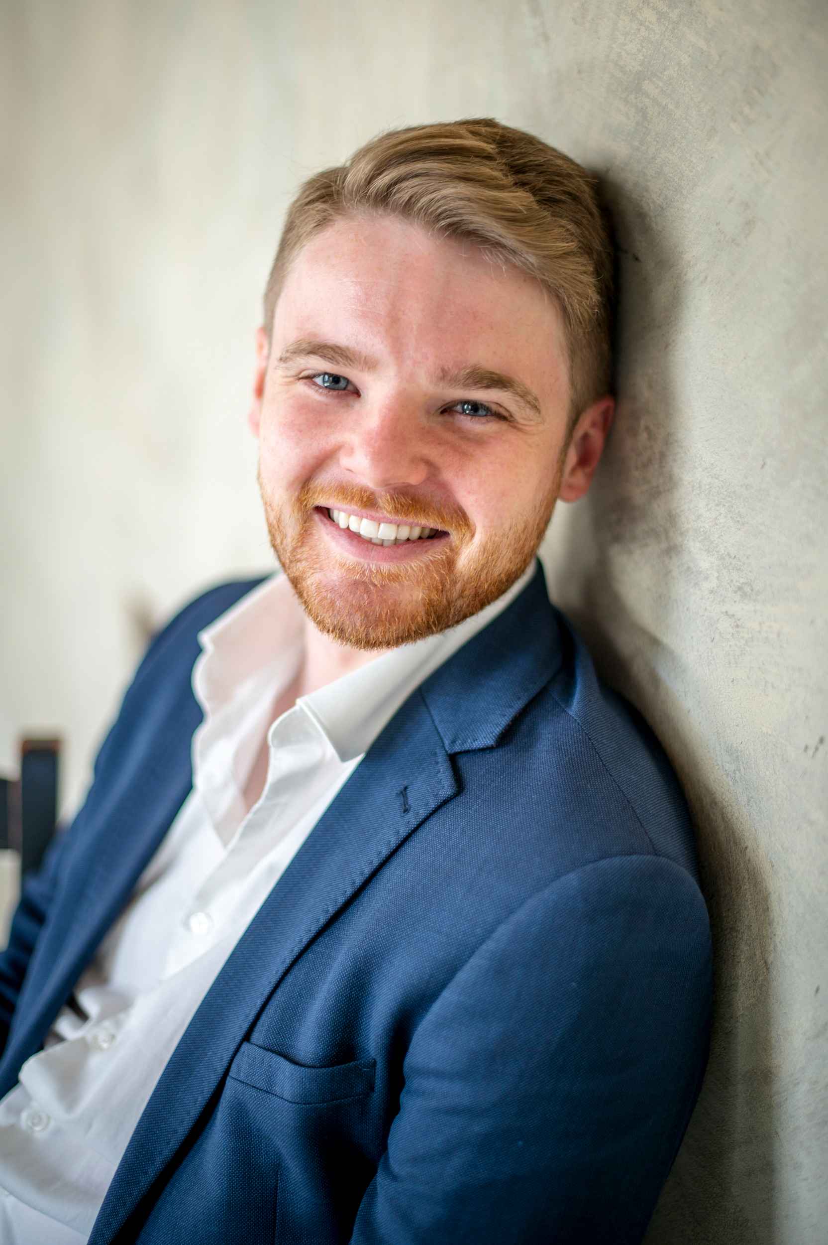 Aaron Godfrey-Mayes, Tenor