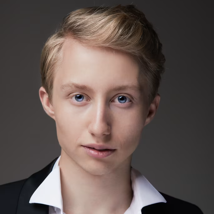 Iurii Iushkevich - Profile picture 