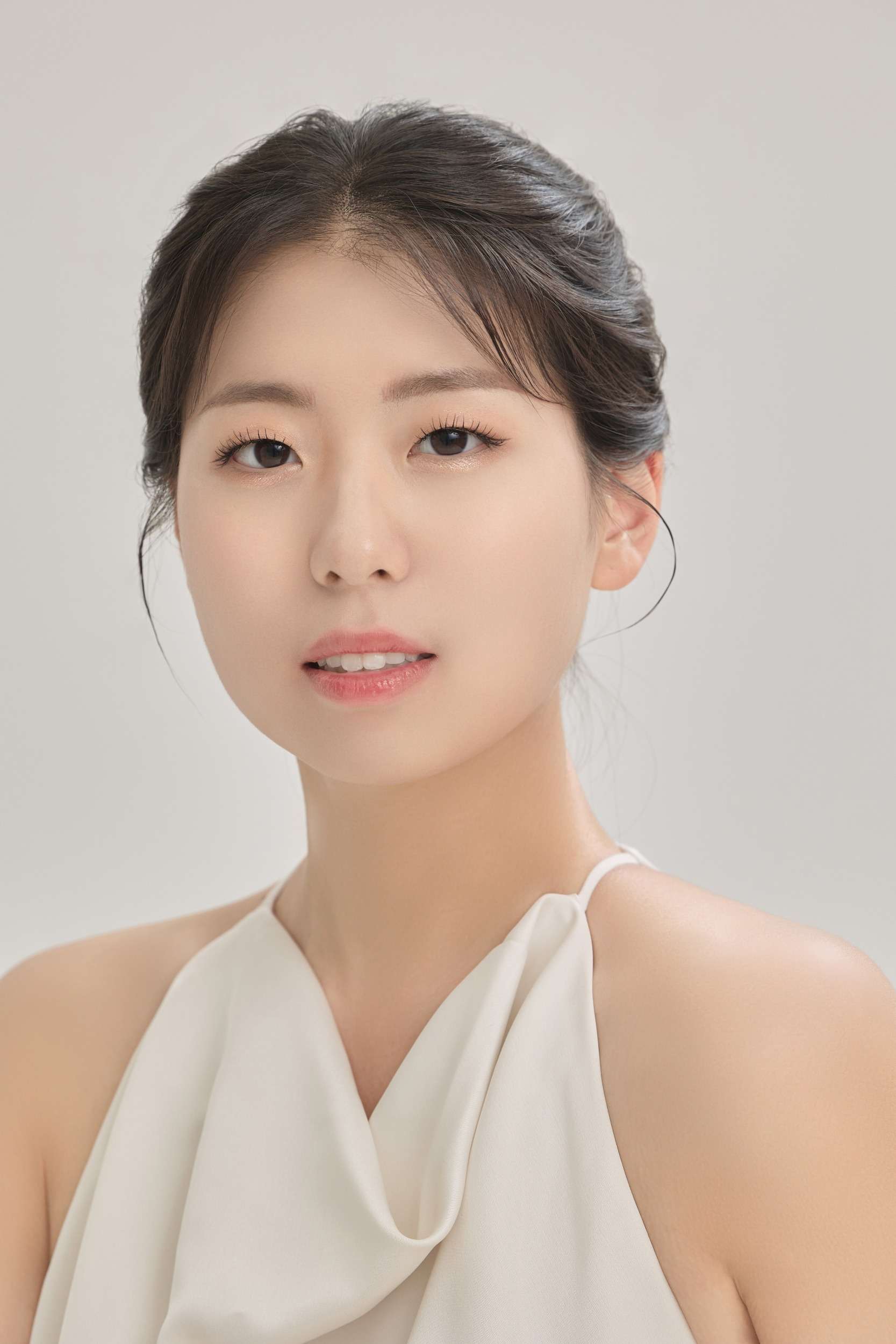 Julie Hyunseo Lee - Picture nr #