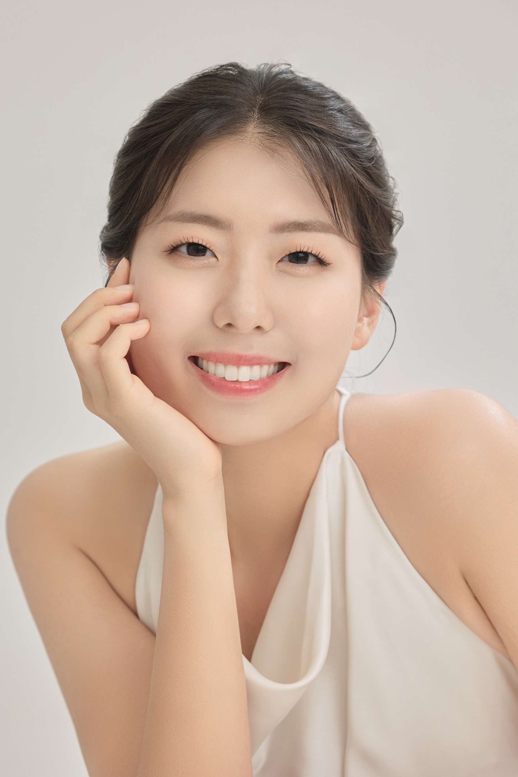 Julie Hyunseo Lee - Picture nr #
